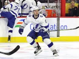 He played college football at minnesota early years. Seattle Kraken Have Better Options Than Hometown Boy Tyler Johnson