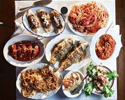The night before christmas we abstain from eating meat, feasting on fish while waiting for the birth of jesus at midnight. Italian Christmas Eve Fish Reciepes Italian Christmas Feast Of The Seven Fishes Recipes Best 21 7 Fishes Christmas Eve Italian Recipes Aneka Tanaman Bunga