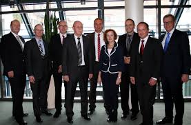 Gemeinsam 100 Jahre Im Unternehmen Vr Bank Sudpfalz Ehrt Vier Mitarbeiter Fur Langjahrige Betriebszugehorigkeit Pfalz Express