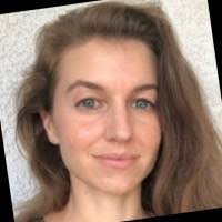 Shannon Seeger's Instagram, Twitter & Facebook