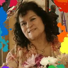 Mina Richardson's Instagram, Twitter & Facebook