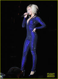 Latest hair styles short haircuts for 2012 angled and. Beyonce Rocks Short Bob Haircut At V Festival Photo 2932174 Beyonce Knowles Rita Ora Pictures Just Jared