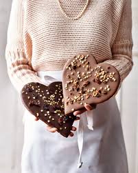 Biscuit Geant Trempe Dans Le Chocolat Giant Cookie Dipped In Chocolate Saint Valentin Valentines Brooch