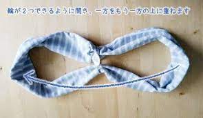 首に巻くクールタオルは見た目が な人に朗報 100均 工作レベルアレンジで見た目はスカーフ 実はひんやりしてます 画像9 15 レタスクラブ 100均 工作 布用ボンド 手作り 小物