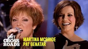 Martina McBride & Pat Benatar Perform 'Independence Day'