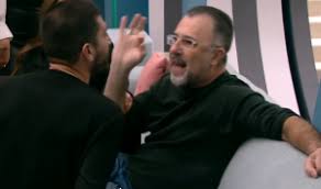 בית המשפט דן בהארכת מעצר הבעל החשוד ברצח אשתו Xuki7dxgtq Zm