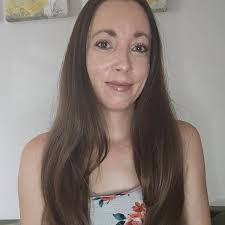 Amanda Winn| Waterless Skincare Mentor & Clean Beauty Swaps  (@sincerely.amandawinn) • Instagram photos and videos