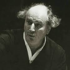 Filip Kutev was a prominent Bulgarian 🇧🇬 composer, arranger, and  conductor, known for his contributions to the preservation and  popularization of Bulgarian folk music. He was born in 1903, in the town