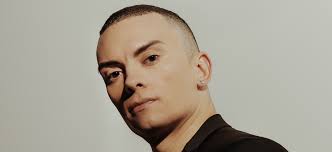 Cameron Carpenter's Instagram, Twitter & Facebook