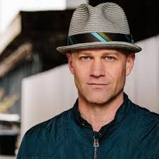 Dan Mackenzie (@danmackenzy)