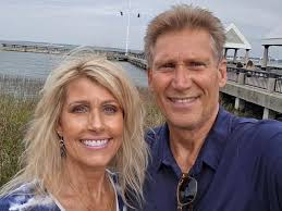 Golden Bachelor' Gerry Turner Gets Engaged to Girlfriend Lana Sutton:  'We've Got BIG News'.........see more in the comments 👇👇👇