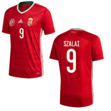 90' + 5' kiril despodov (bulgarien) bekommt in der eigenen hälfte einen freistoß zugesprochen. Ungarn Trikot Home Herren Euro 2020 Szalai 9 Sportiger De