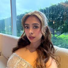 Nung nabuntis, chinichismis. Nung nanganak “Ang cute naman ng anak mo sis!”