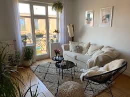 Unsere wohnungen sind so flexibel wie sie! Gemutliches Altbau Wohnzimmer Altbau Wohnzimmer Wohnzimmer Wohnzimmerdesign