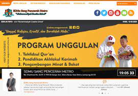 Oleh karena itu, kami merangkum 10 contoh website perusahaan dan 10 contoh website toko online yang bisa anda jadikan inspirasi untuk membuat. Profil Sekolah Bagaimana Cara Membuat Web Profil Yang Bagus