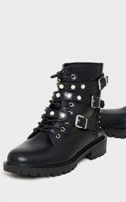 Bottine boots bottes chaussures femme 36 37 38 39 40 41 montante hiver noir gris. Bottines Biker Noires A Perles Et Triple Sangle Prettylittlething Fr
