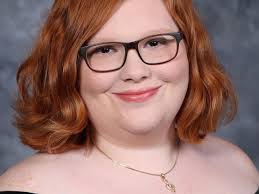 Fontainebleau High School awards diplomas