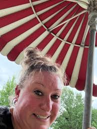 Has anyone tried to restore a vintage metal umbrella?