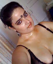 CHUBBY INDIAN MILF - Photo #2  5 @ x3vid.com