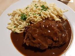 Zwiebelrostbraten Mit Spatzle Picture Of Das Lehen Stuttgart Tripadvisor