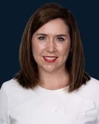 Stephanie Maloney's Instagram, Twitter & Facebook