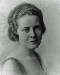 Dr. Thomas A. Pope bought this property in 1896 and practiced dentistry in  this charming office built next door to the main house in 1899. His wife  Kate died when their daughter,