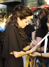 Pnp angelina jolie lara croft bound 2. Angelina Jolie