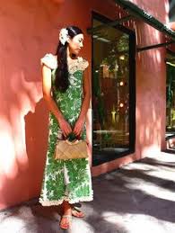 These hawaiian dresses are comfortable and stylish. 100 Traditional Hawaiian Clothing Ideas Hawaiian Outfit Hawaiian Dress Polynesian Dress