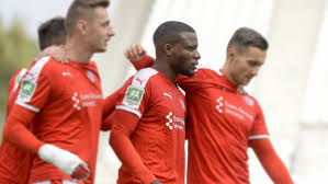 His potential is 81 and his position is st. 68 Prozent Ngankam Vor Hattrick Mann Meyer