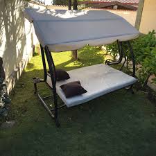 Scegli tra il dondolo da giardino o l'amaca da giardino disponibile in vari modelli: Dondolo Da Giardino 3 Posti Con Tetto Parasole Divano Letto Altalena Inclinabile Ebay