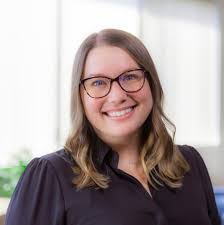 Alexandra Levesque's Instagram, Twitter & Facebook