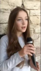 A lovely picture of Louise!