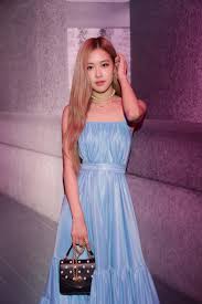 Blackpink S The Show A Hit Rose Debuts Solo Single Gone As Blinks Call It The Best B Side Track Ever Meaww Nah but they don't hear me though (yeah what goes up it must come down) nah but they don't hear me though (you're running out of time). meaww