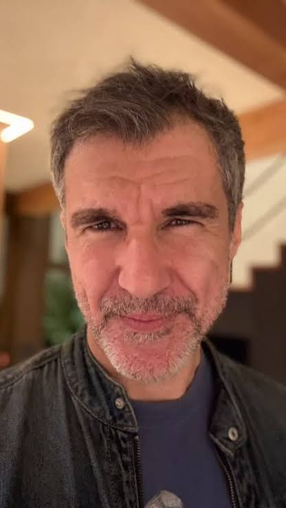 Por onde anda o Padre Pedro de 'Mulheres Apaixonadas'? Aos 58 anos, ator vive nova fase profissional - CARAS Brasil