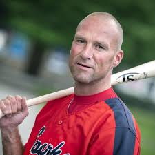 Voormalig Rijnsburgse Boys-aanvoerder Dennis Groot keert terug op het  honkbalveld