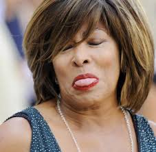 2013 nahm sie die schweizer staatsbürgerschaft an. Late Night Tina Turners Stiller Glaube Uberfordert Beckmann Welt