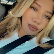 Does anyone have princess/Hello Kitty/Barbie items or pink/glittery  decorations/balloons to donate for a girl's birthday in Sacramento?