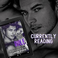 Cassandra Robbins (@CassFayeRobbins)