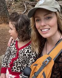 Jennifer Waite's Instagram, Twitter & Facebook