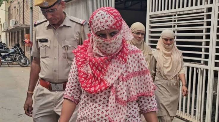 Nurse Blackmail Doctor Barmer Crime News: वृद्ध डॉक्टरशी लपवून लगट केली, अन्...; नाइट शिफ्ट करणाऱ्या नर्सने उकळले तब्बल २ कोटी रुपये!
