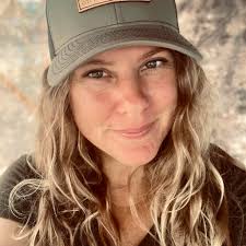 What are some recommendations for a wedding planner and long wooden tables  for rent in Hilo, Big Island?