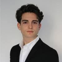 Roger Arroyo's Instagram, Twitter & Facebook