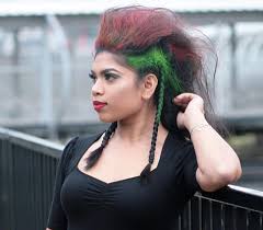 Ever since the 70s, fanned mohawks have been a staple of punk style, with a long and narrow top and shaved sides. 15 Trending Punk Hairstyle For Women Styles At Life