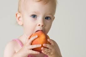 Was kann ich tun und vorallem wie. Bauchnabel Das Wichtigste Zur Nabelpflege Bei Neugeborenen Eltern De