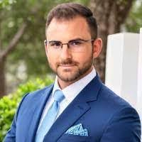 Lori Fehr's Instagram, Twitter & Facebook