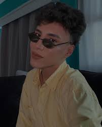 LIGE GOES ON #makeup #makeupartist #makeuplover #makeuplook #makeuptutorial  #makeupartist #makeuptutorials #makeupjunkie #outfit #outfitinspiration