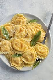 Butternut Squash Ravioli Life Made Simple Recipe Butternut Squash Ravioli Butternut Ravioli Recipe