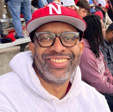 I'm not a Marvel fan but how did the Avengers survive those missile attacks  by Thanos' ship in Endgame? So unrealistic.