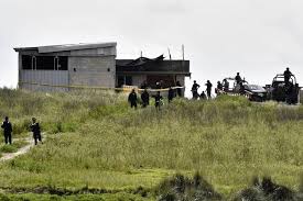 In all, the six homes are expected to fetch a minimum of 19.5 million pesos — the equivalent of $1 million. Mexican Drug Lord El Chapo Guzman Escapes From Prison Wsj