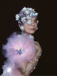 Bjork State Of Emergency Bjork She Is Just So Unique So Gorgeous Bjork Fashion Pink